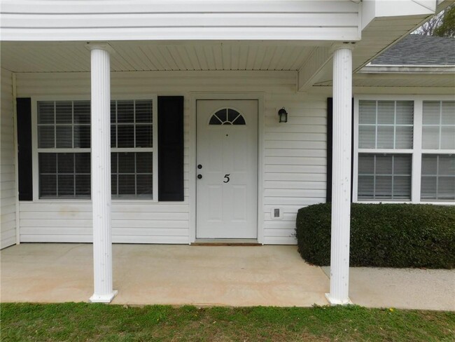 Building Photo - 42 Copper Creek Dr