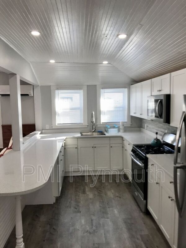 Foto principal - 51-53 W Central Ave