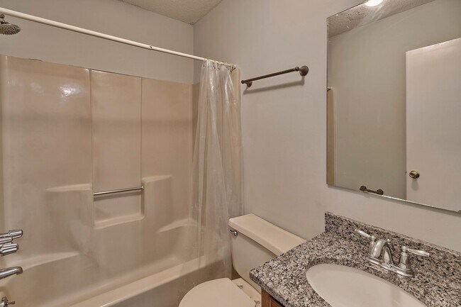 Foto del edificio - 2 Bedroom House Near Clemson University