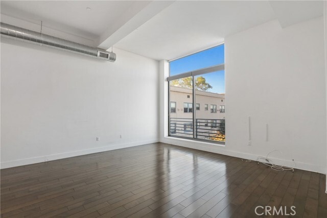 Foto del edificio - 433 Pine Ave