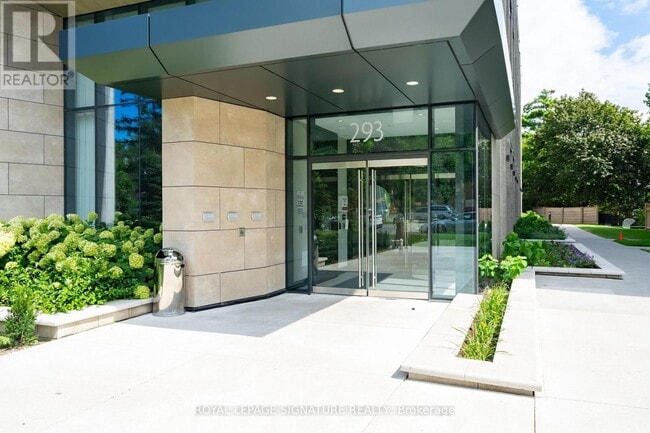 Building Photo - 293 The Kingsway