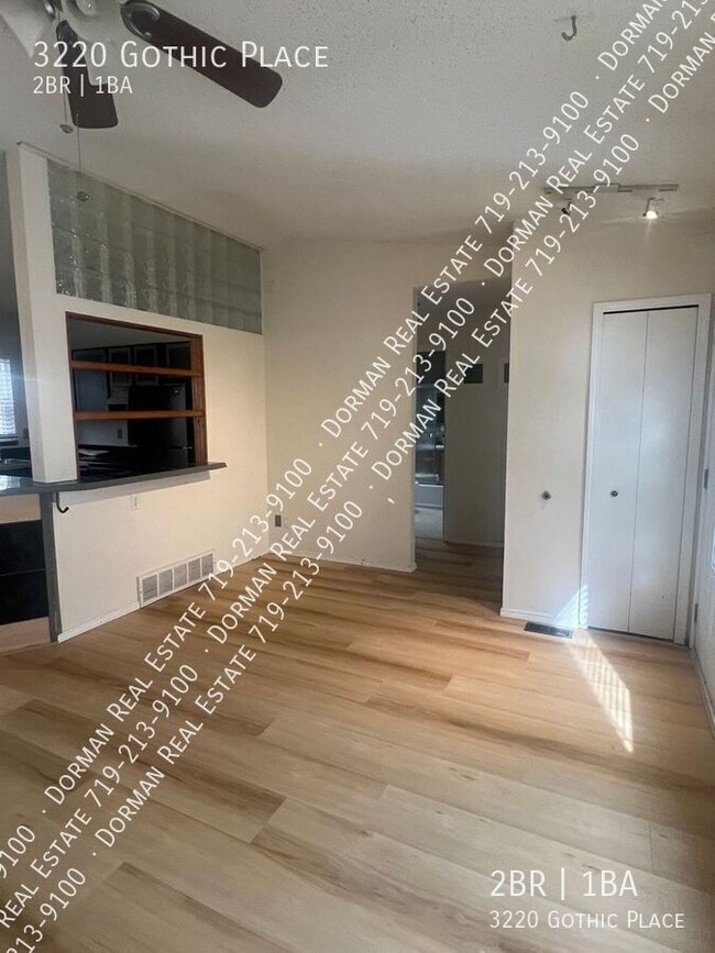 Foto del edificio - 3220 Gothic Pl