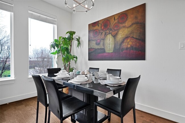 Building Photo - 2916 Cline St