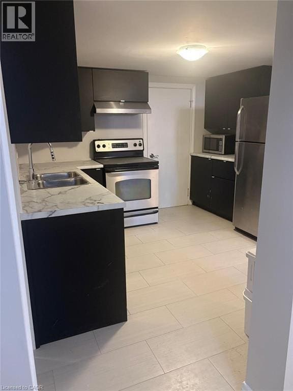 Building Photo - 4 Hart Pl