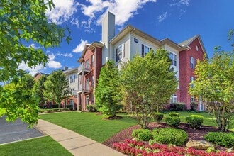 Christopher Wren Apartments and Townhomes photo'