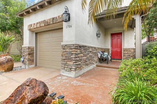 Building Photo - 1706 Kenwood Pl