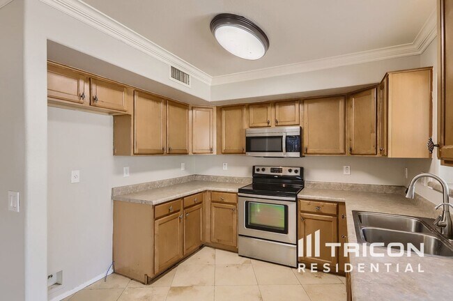 Foto del edificio - 7713 S 47th Ln