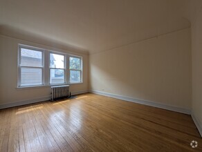 Building Photo - 2948 N Albany Ave