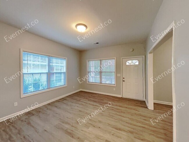 Foto del edificio - 1725 Church St NW