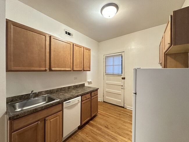 Foto del edificio - 4607 N Western Ave