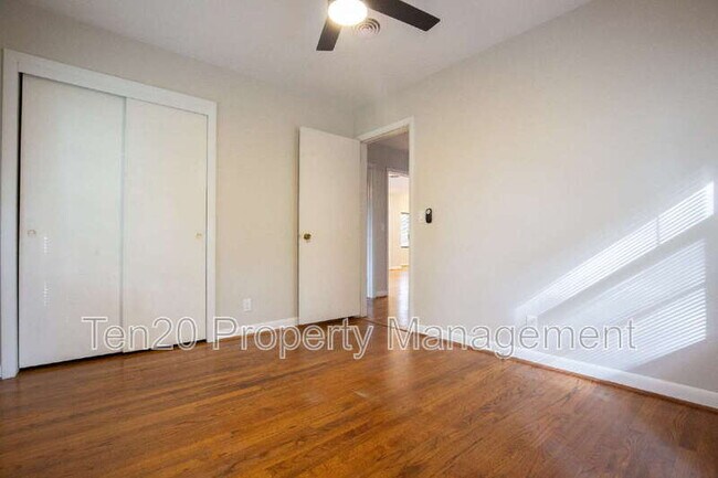 Foto del edificio - 3646 Weems Rd