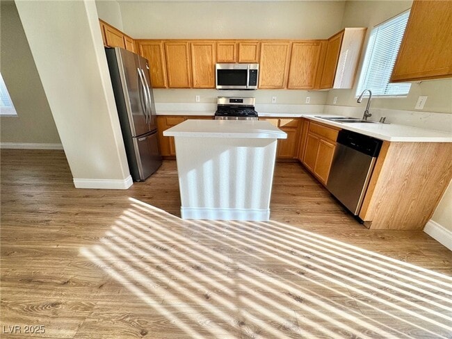 Building Photo - 10992 Scotch Rose St