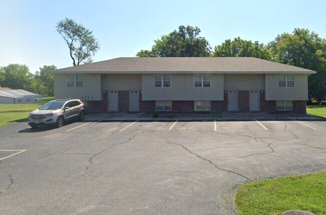 Building Photo - 213 Park