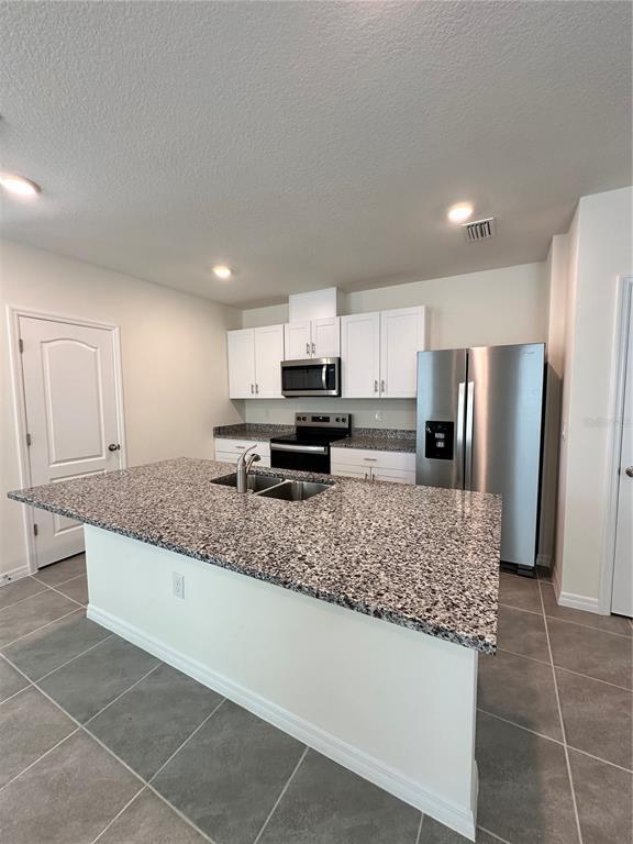 Foto del edificio - 1767 McCoy Ln