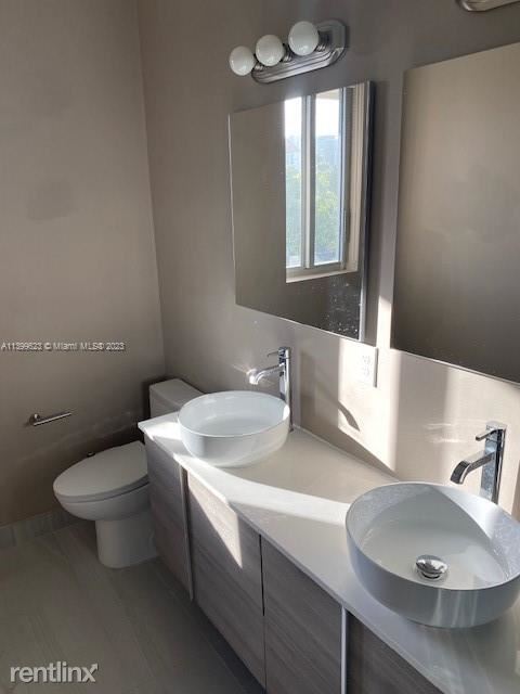 Foto del edificio - 3 br, 3.5 bath Townhome - 622 NE 12th Ave ...