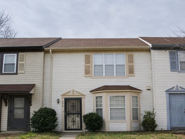 Photo - 424 Peregrine St Townhome