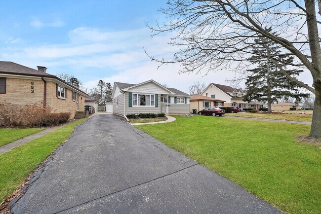 Building Photo - 849 Wilcox Ave