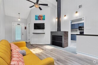 Building Photo - 2612 San Pedro St