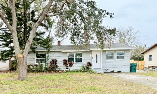 Building Photo - 7150 79th St N