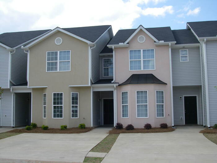 Clean Townhome in Lovejoy House for Rent in Hampton, GA