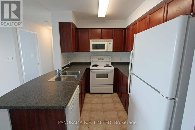 Photo du bâtiment - 4879 Kimbermount Ave