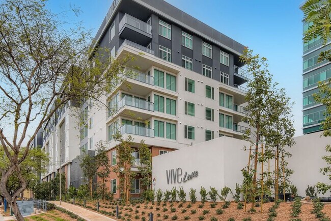 Foto del edificio - 4890 Sunroad Centrum Ln