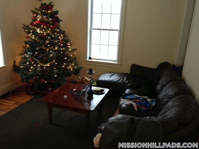 Building Photo - 107 Fisher Ave