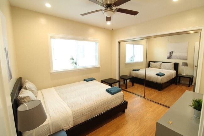 Interior Photo - 12759 Matteson Ave