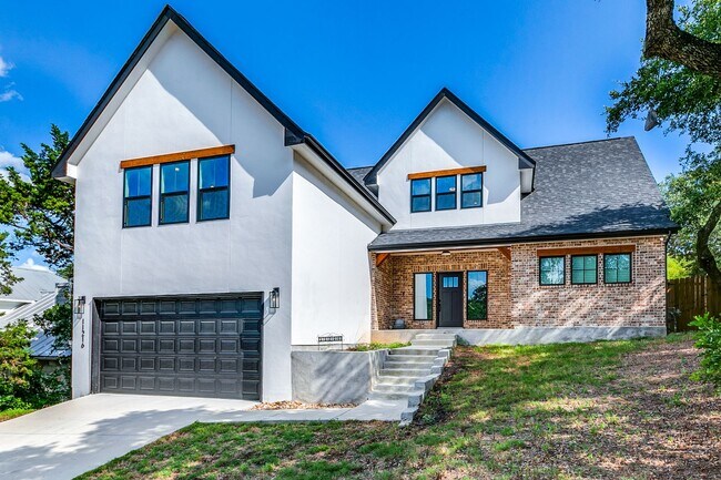 Foto del edificio - CUSTOM 4-BEDROOM HOME IN SAN ANTONIO RANCH