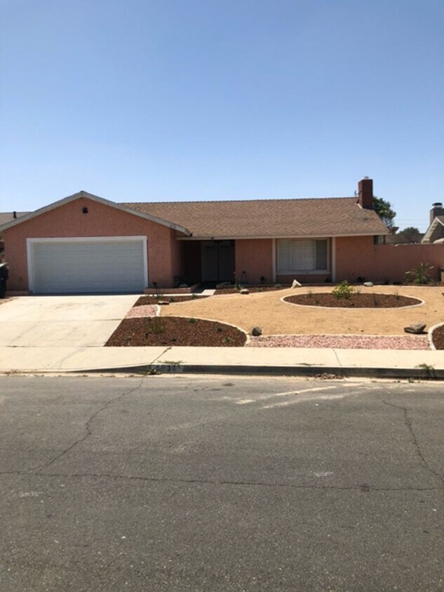 Foto principal - Don't miss out on this single story in Ontario- completely remodeled!