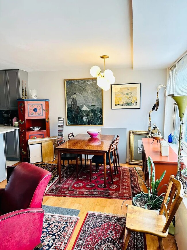 Dining Area - 1545 18th St NW