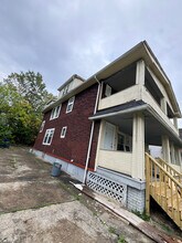 Building Photo - 883 Alhambra Rd