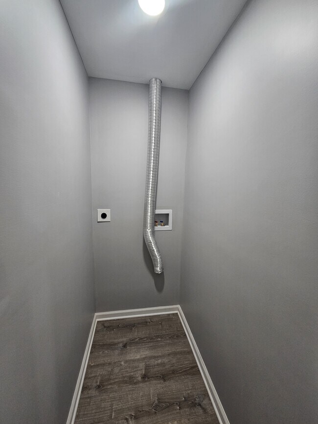 Foto del edificio - 113 W Blaine St