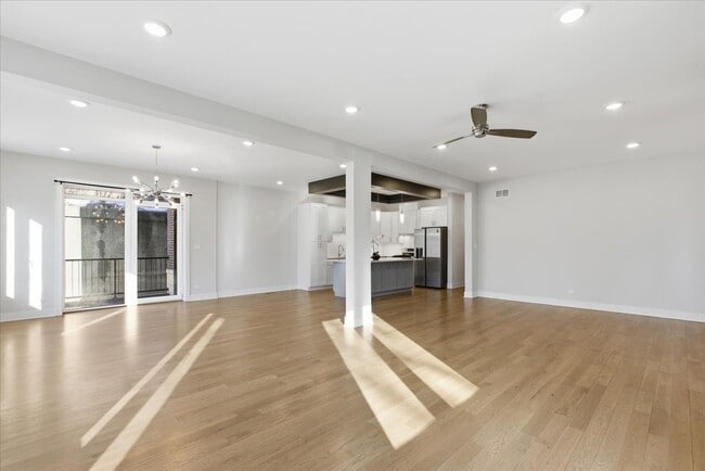 Foto del edificio - 4101 S Drexel Blvd