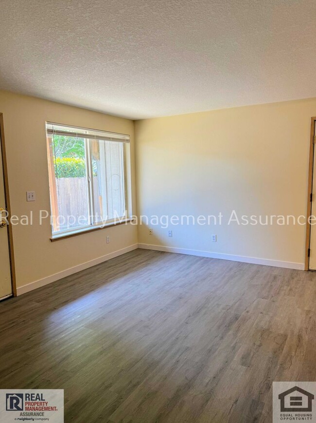 Foto del edificio - 13227 SW 2nd St