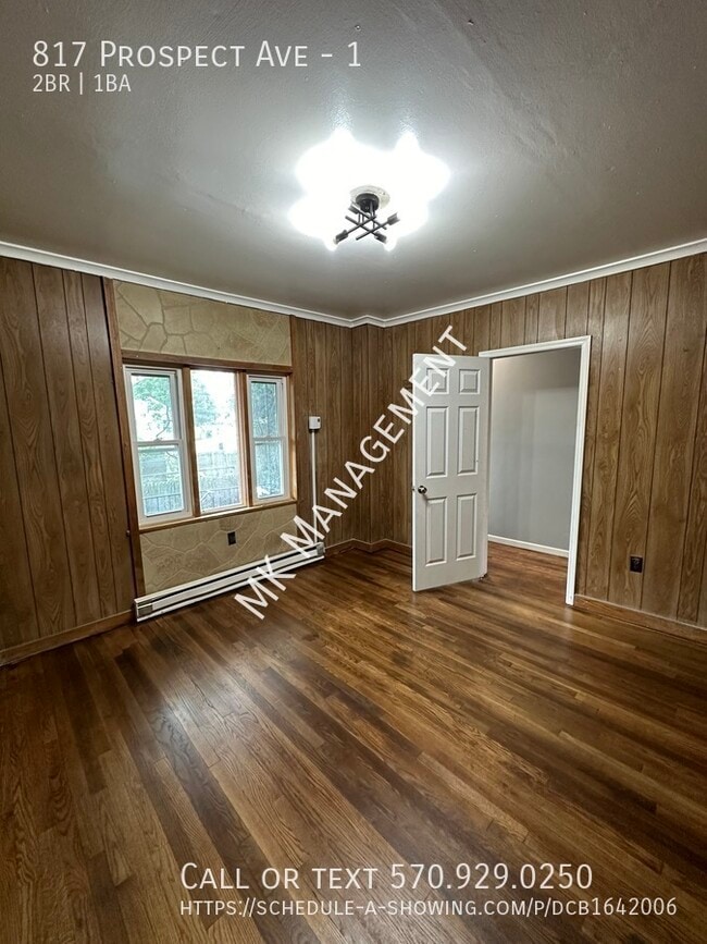 Building Photo - 2 bed/1 bath