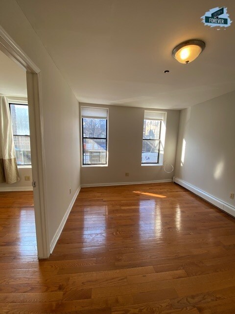 Foto del edificio - 681 Flatbush Ave
