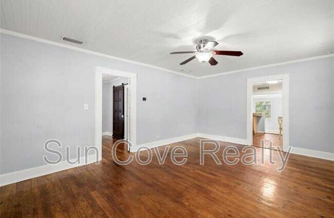 Foto del edificio - 1803 Douglas Ave