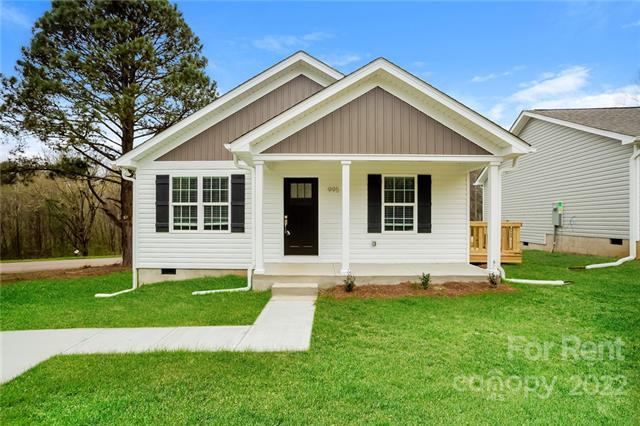 Building Photo - 995 Pine Cir Dr NW