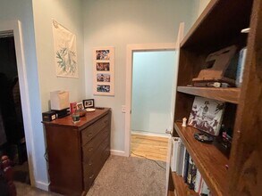 Building Photo - 1411 W Thompson St