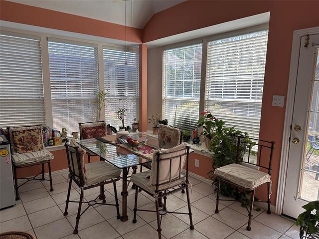 Building Photo - 4600 Hinton Dr