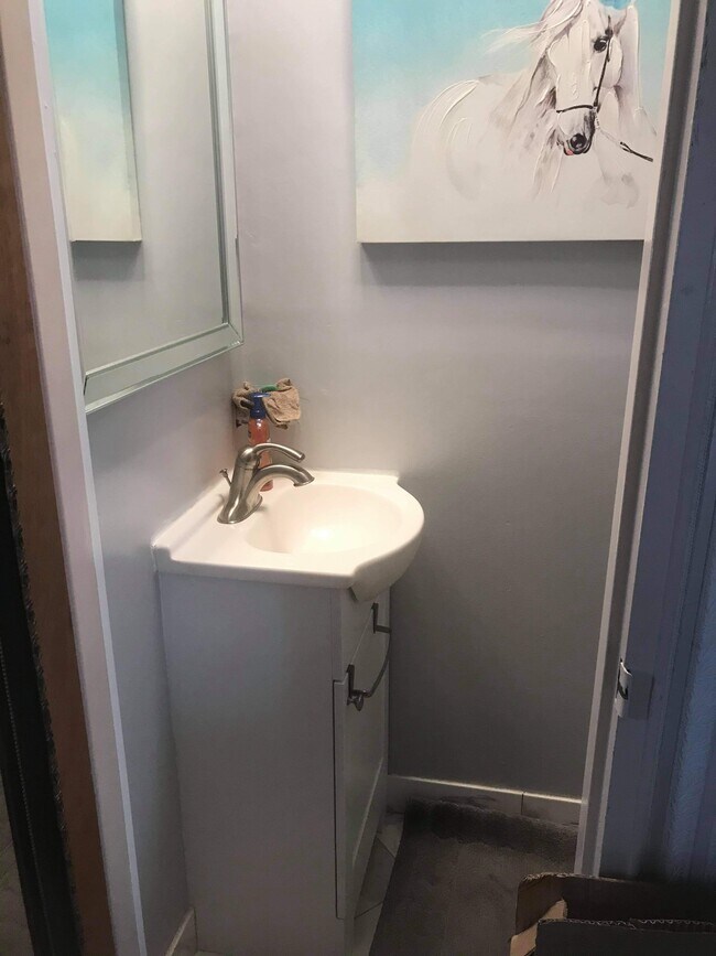 Half bathroom ( first level) - 109 Regis Dr