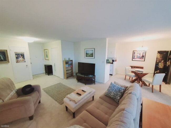 Foto del edificio - 1 br, 1 bath Condo - 44 Strawberry Hill Av...