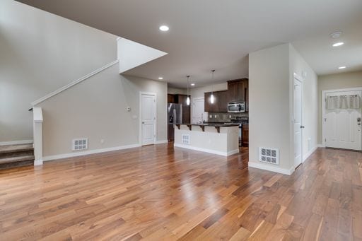 Building Photo - Mill Creek Townhome with 2 Car Garage Available Now!