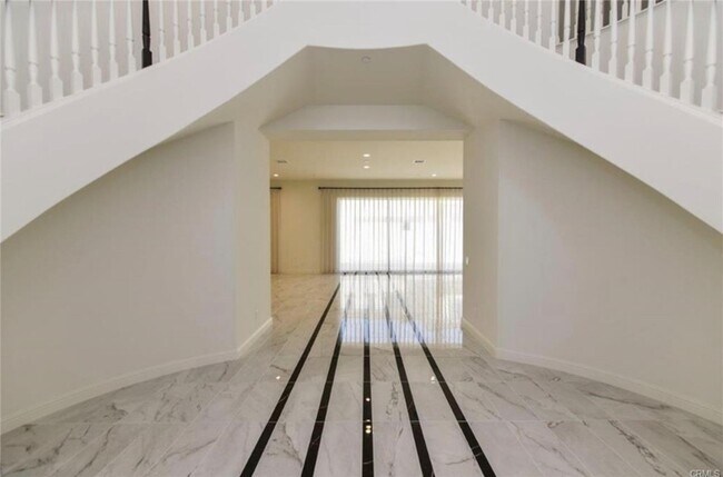 Foto del edificio - 105 Spacial