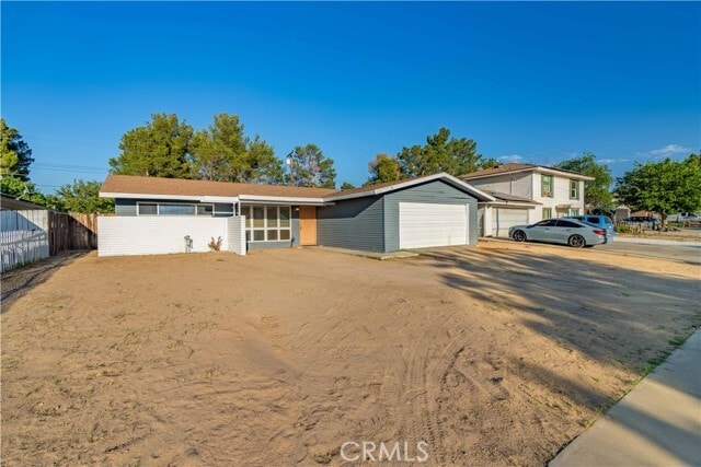 Foto del edificio - 14147 Arrowhead Dr
