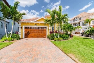Building Photo - 539 Treviso Dr