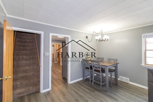Foto del edificio - 517 5th Ave SE