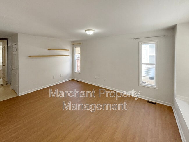 Foto del edificio - 335 Woodlark St