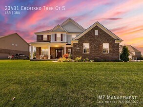 Building Photo - 23431 Crooked Tree Ct S